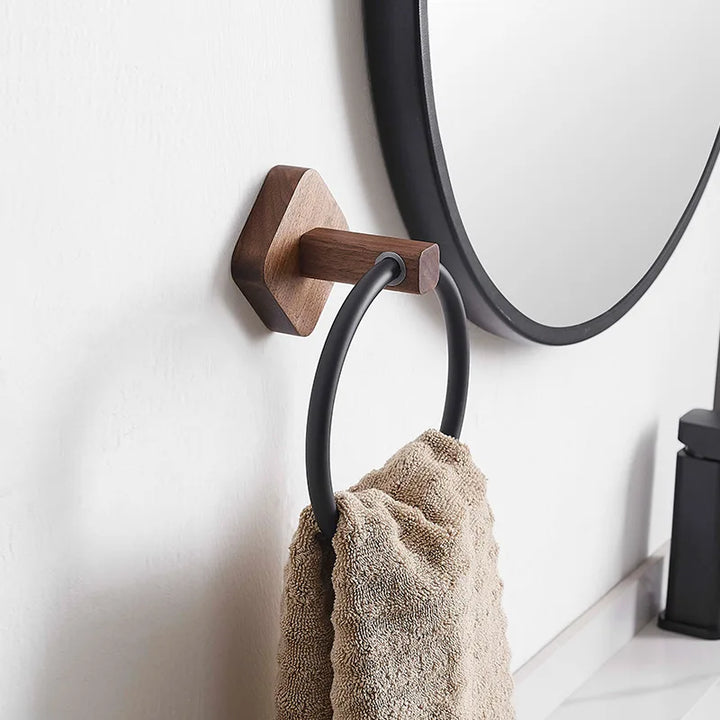 Remario Towel Ring