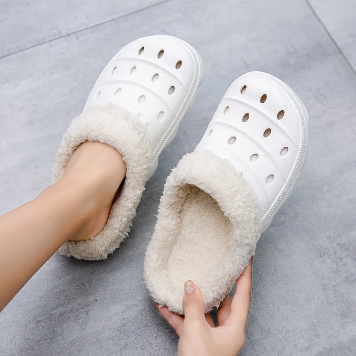 Soliano Fuzzy Slippers